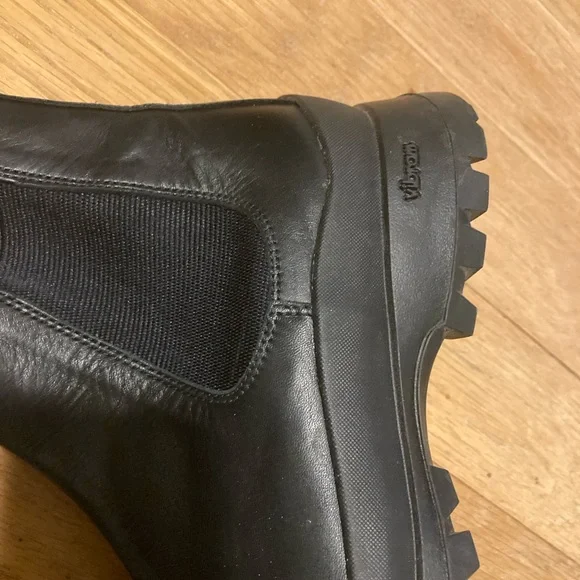 Padrone Made In Japan Chelsea Vibram Black Boots